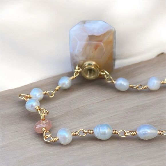 NWOT New Aviva Stanoff Lux Tribe Peach/Brown Sakura Agate Bottle Necklace - Picture 4 of 5